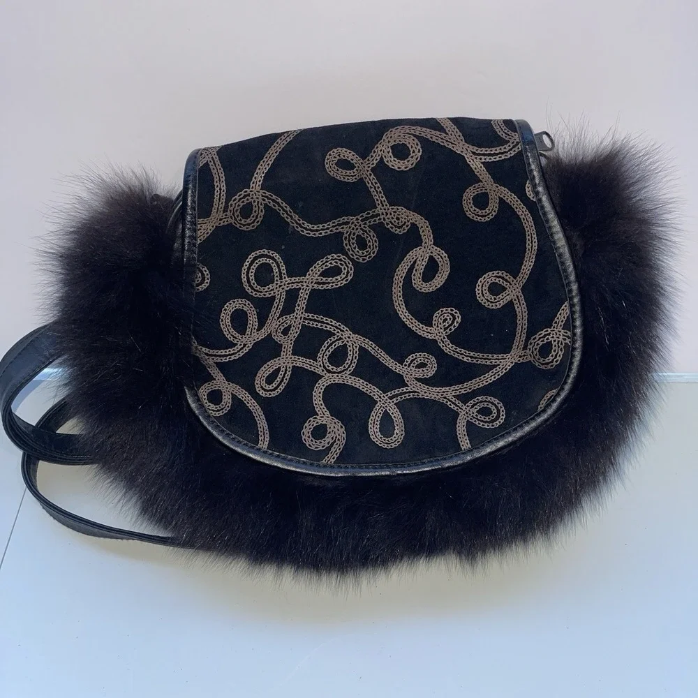 The Unbranded Brand preowned vintage